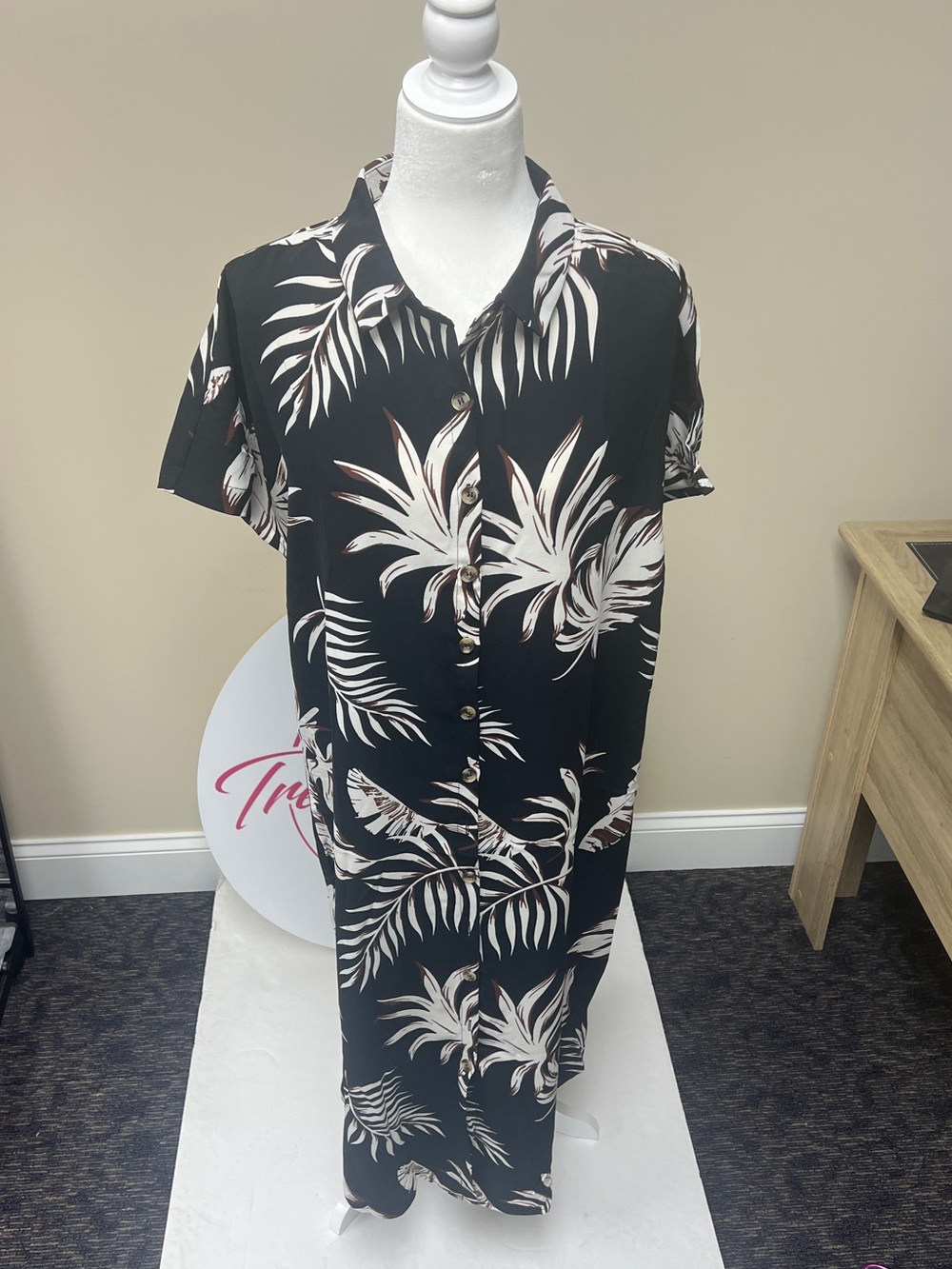 Navy Tropical Print Short Sleeve Women’s
Dress